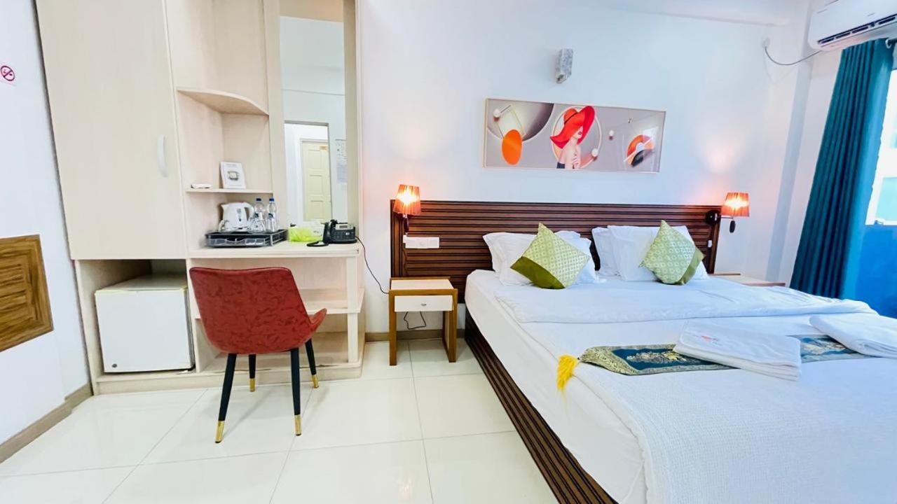 Hs Miracle Grand Hotel Hulhumale Ngoại thất bức ảnh