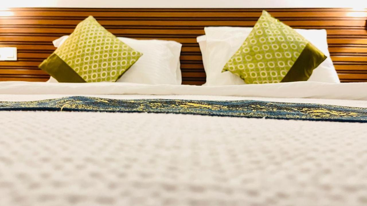 Hs Miracle Grand Hotel Hulhumale Ngoại thất bức ảnh