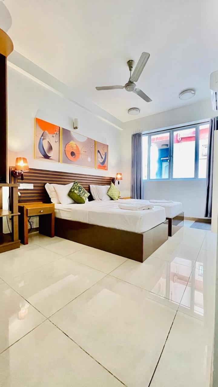 Hs Miracle Grand Hotel Hulhumale Ngoại thất bức ảnh